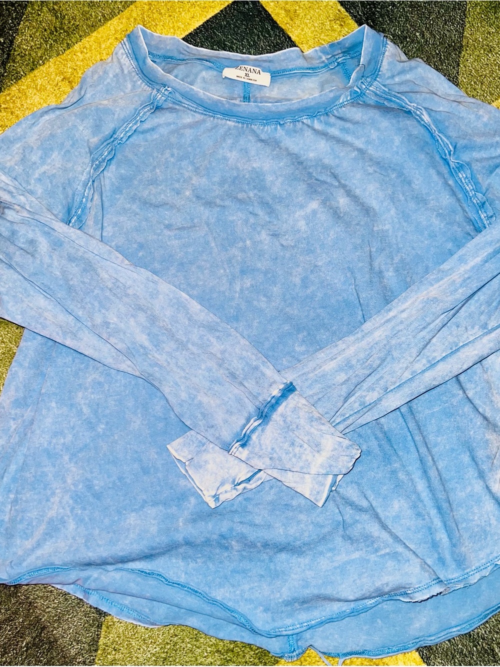 Zenana Long Sleeve Top Size XL Blue Mineral Wash